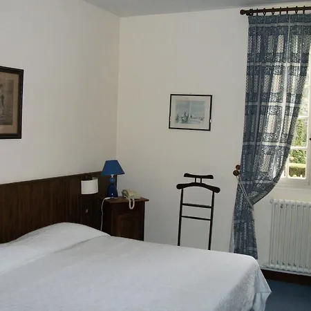 Hotellerie De Charme Le Relais Cicero Hotel-jardin-calme-verdure-centre