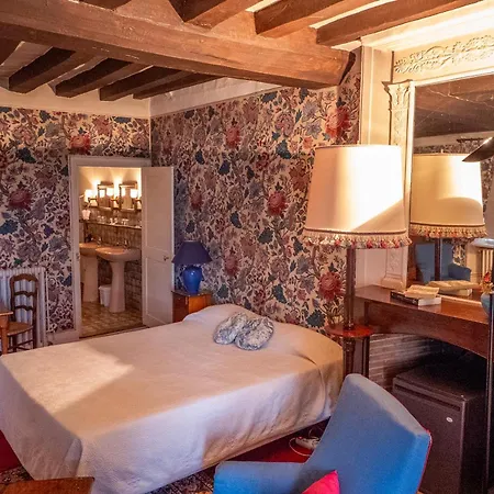 Hotellerie De Charme Le Relais Cicero Hotel-jardin-calme-verdure-centre Hotel La Flèche