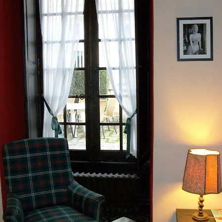 Hotellerie De Charme Le Relais Cicero Hotel-jardin-calme-verdure-centre 3*