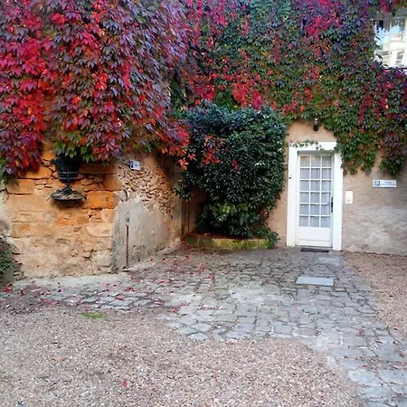 Hotellerie De Charme Le Relais Cicero Hotel-jardin-calme-verdure-centre Hotell