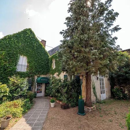 Hotellerie De Charme Le Relais Cicero Hotel-jardin-calme-verdure-centre Hotell 3*