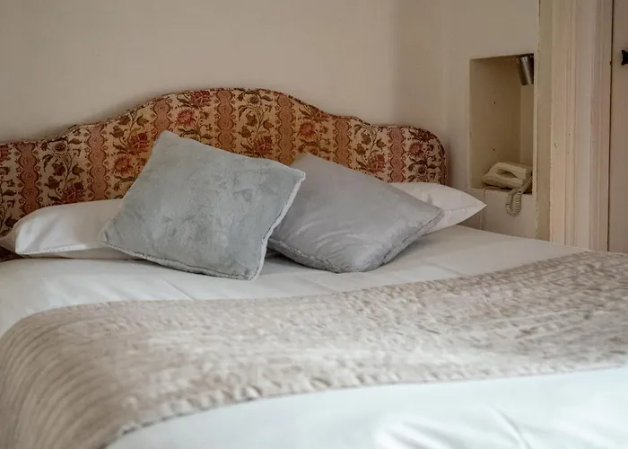 Hotellerie De Charme Le Relais Cicero Hotel-jardin-calme-verdure-centre 拉弗雷切